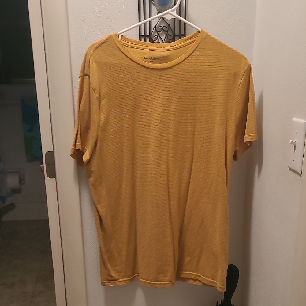 Goodfellow & Co Men's Mustard T-Shirt